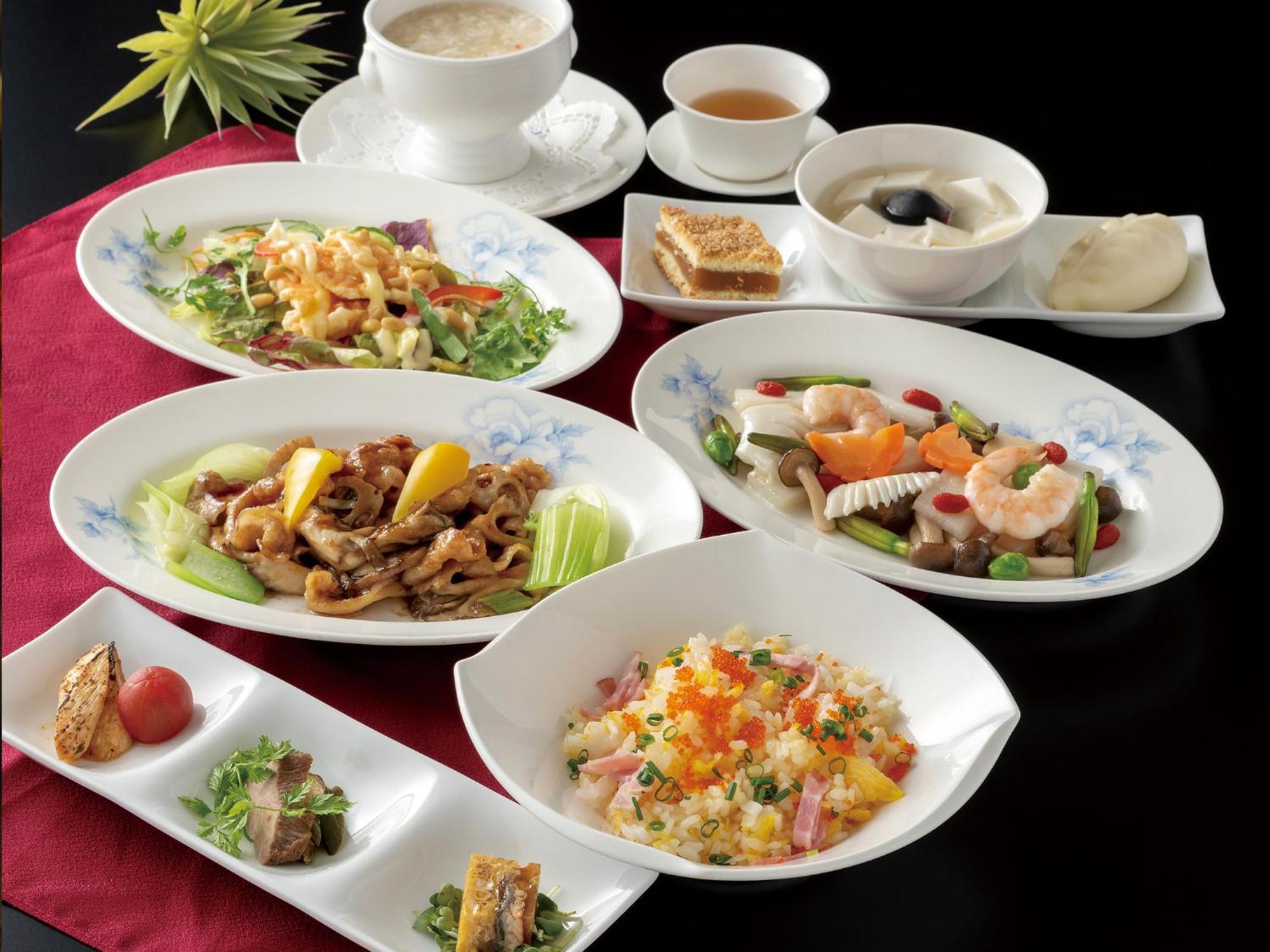 酒店 知立皇冠饭店
